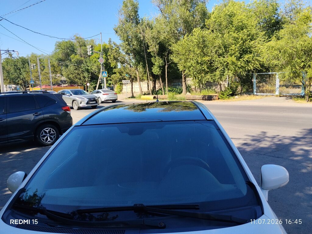 Toyota Avensis: 2009 г., 2.2 л, Автомат, Дизель, Универсал: фото 5