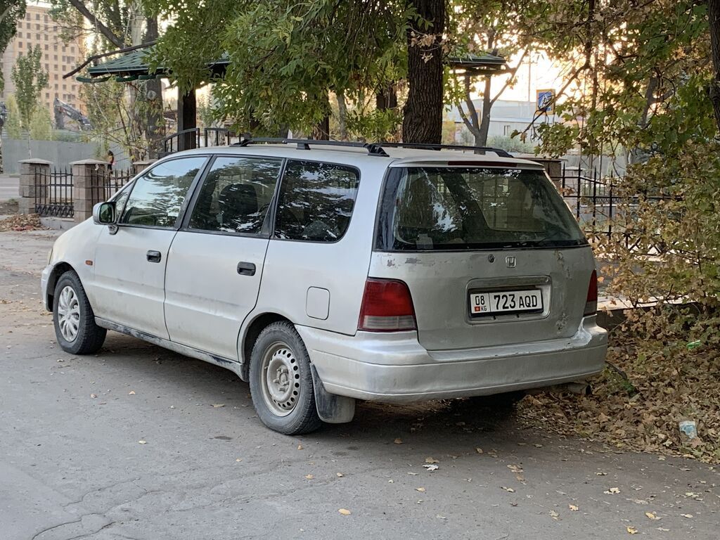 Honda Odyssey: 1995 г., 2.2 л, Автомат, Бензин, Минивэн: фото 3