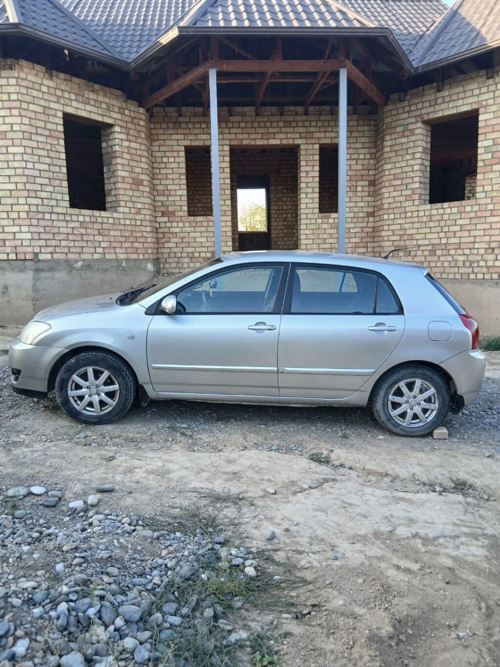Toyota Allex: 2004 г., 1.6 л, Автомат, Бензин, Хэтчбэк: фото 5