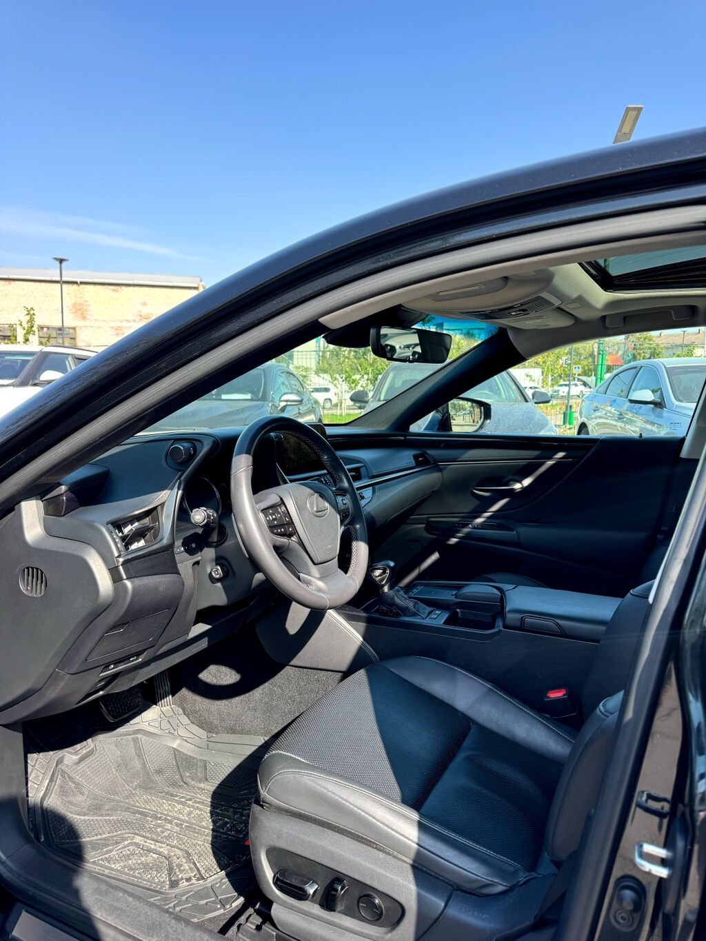 Lexus ES: 2021 г., Седан: фото 7