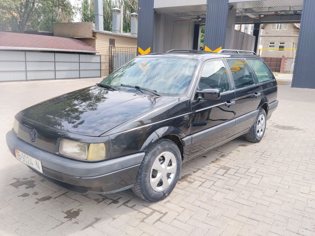Volkswagen Passat: 1991 г., 1.8 л, Механика, Бензин, Универсал: фото 4