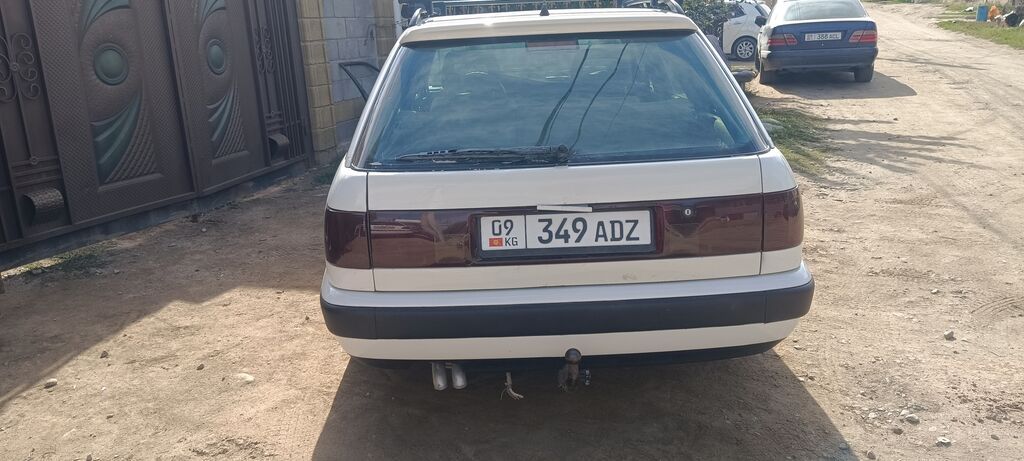 Audi 100: 1992 г., 2.5 л, Механика, Дизель, Универсал: фото 5