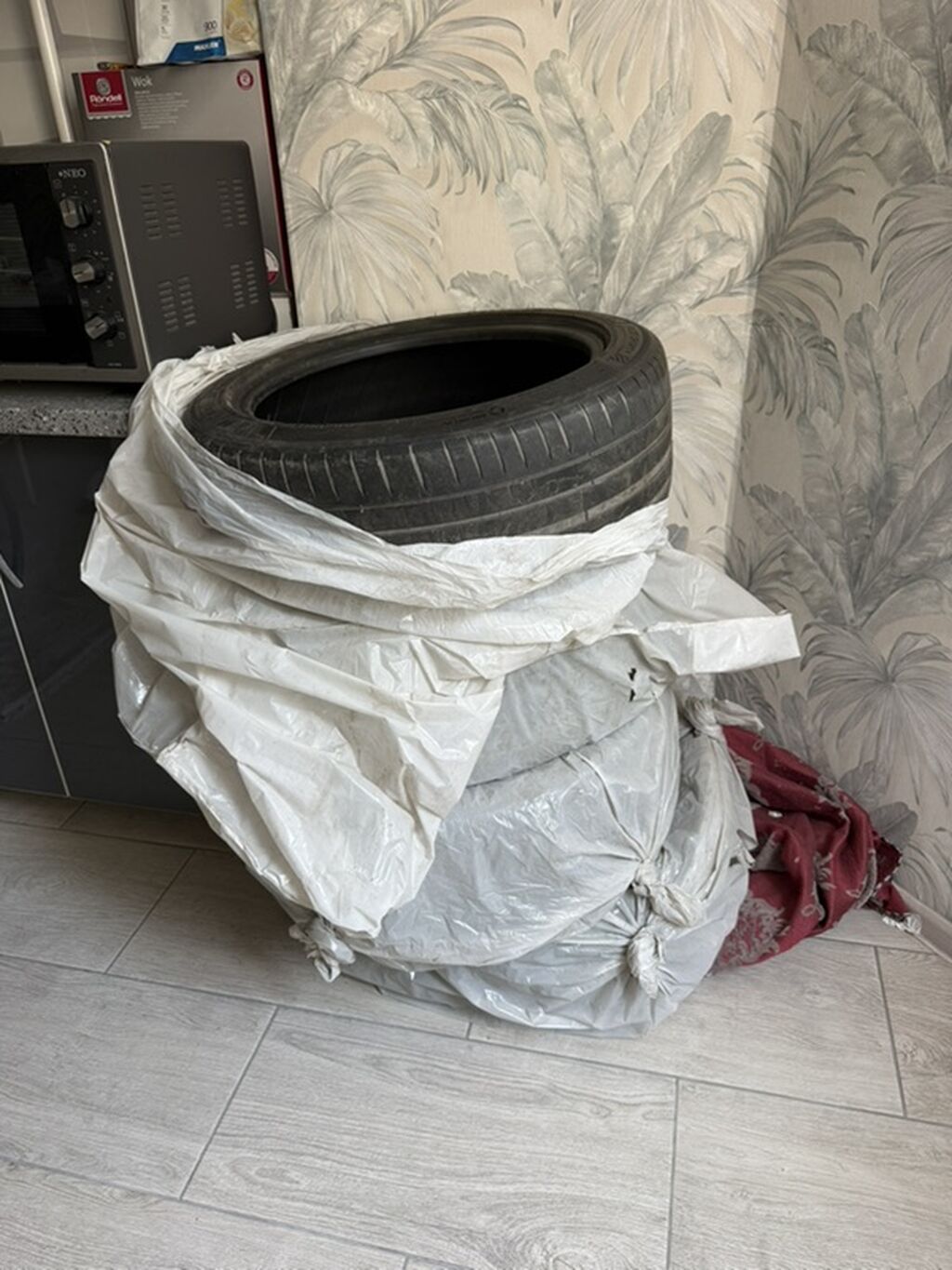 Шины 235 / 45 / R 18, Лето, Б/у, Комплект, Легковые, Michelin: фото 4