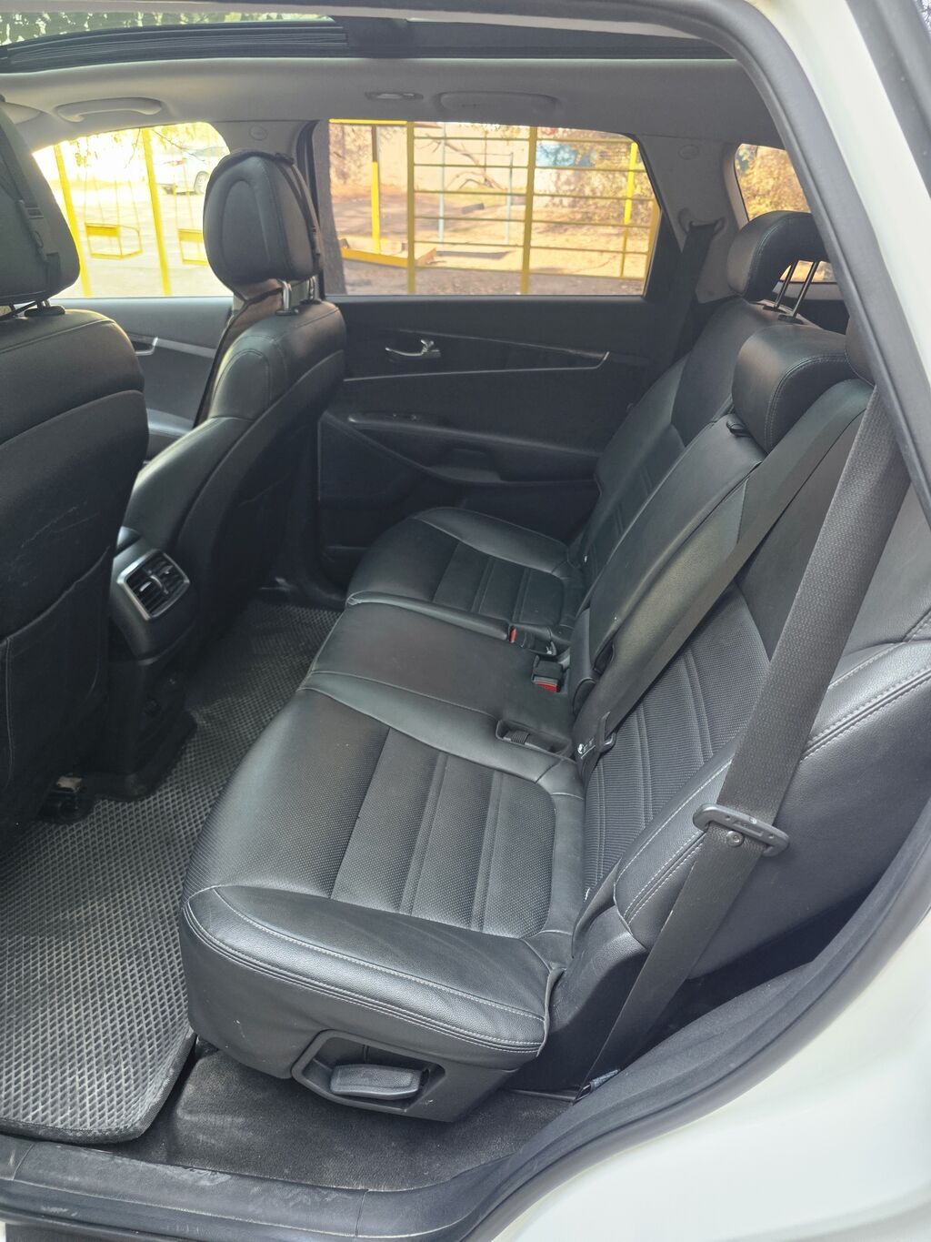Kia Sorento: 2016 г., 2.2 л, Автомат, Дизель, Кроссовер: фото 8