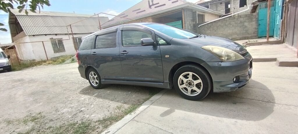Toyota WISH: 2003 г., Автомат, Бензин, Минивэн: фото 5