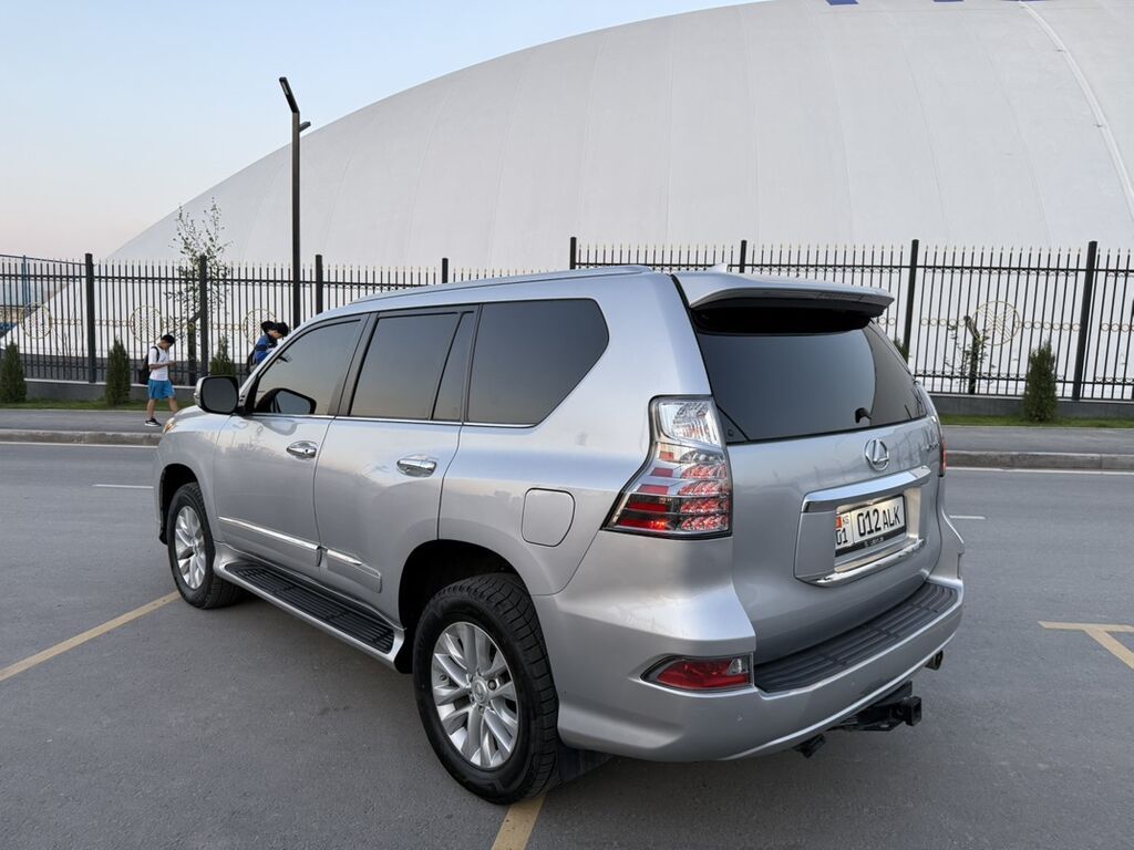 Lexus GX: 2019 г., 4.6 л, Автомат, Бензин, Внедорожник — фото 4