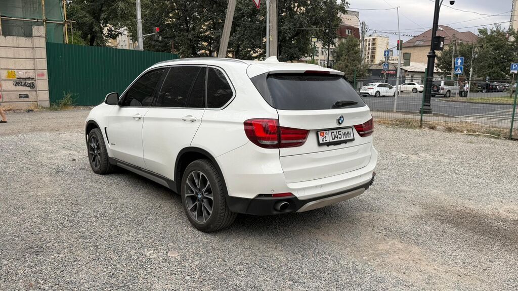 BMW X5: 2016 г., 3.5 л, Автомат, Бензин, Кроссовер: фото 3