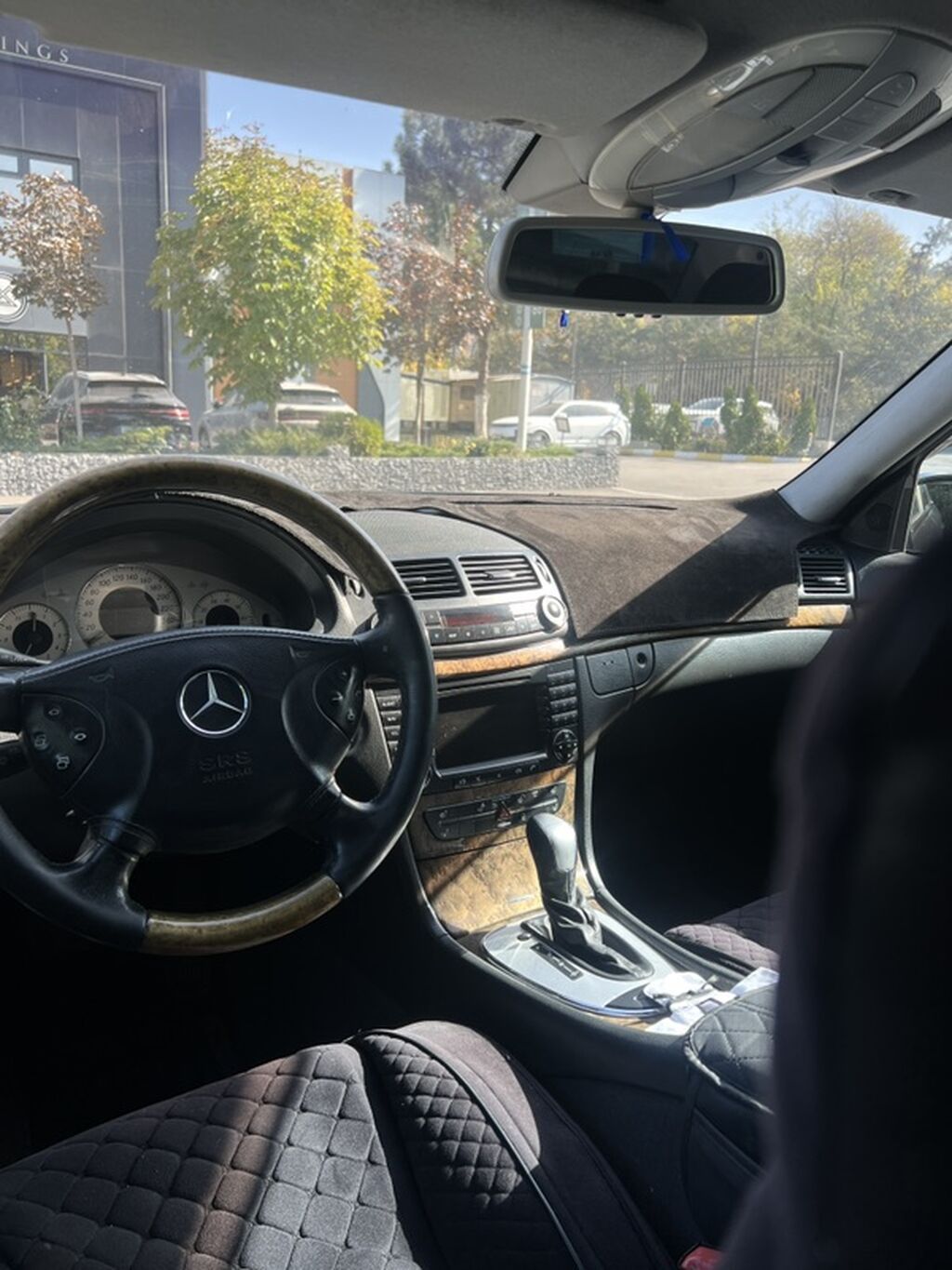 Mercedes-Benz E-Class: 2005 г., 3.2 л, Автомат, Бензин, Седан: фото 3