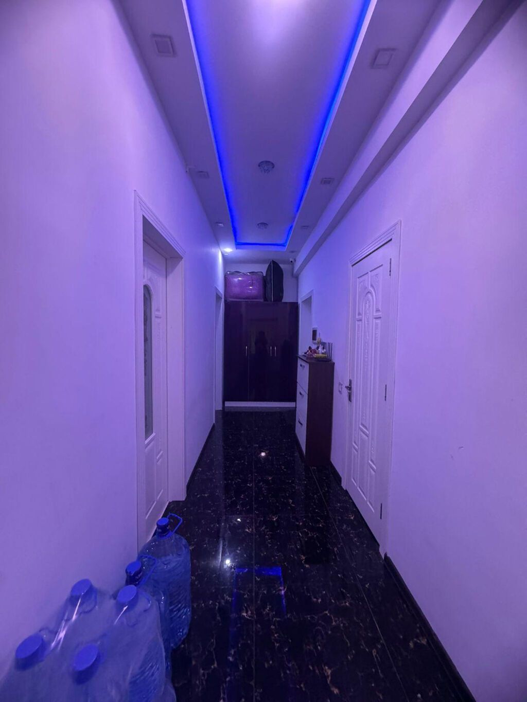 🏡 Nizami Mall binasında kirayə 📍 Ünvan: Nizami Mall Binası, Nizami