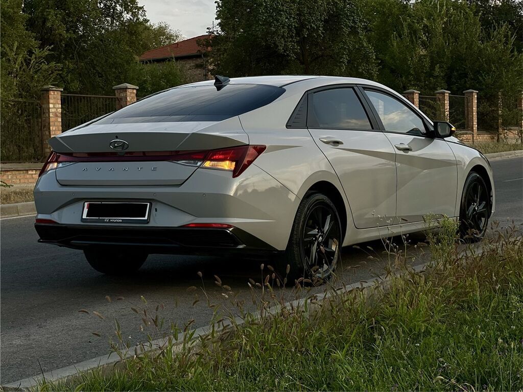 Hyundai Avante: 2022 г., 1.6 л, Автомат, Бензин, Седан: фото 5