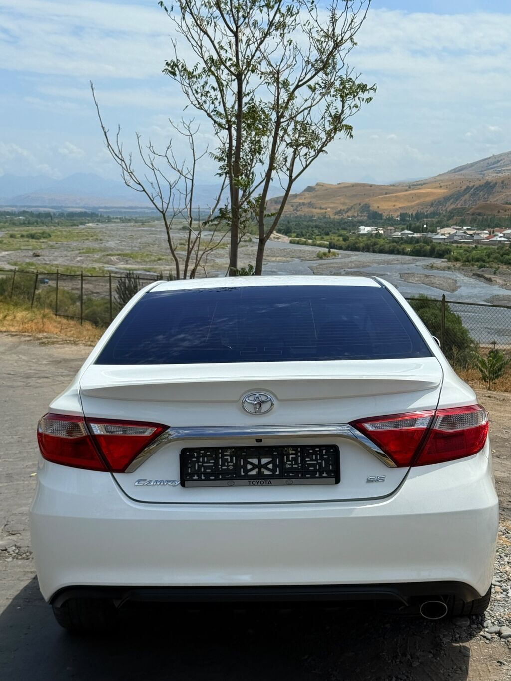 Toyota Camry: 2016 г., 2.5 л, Автомат, Бензин, Седан: фото 4