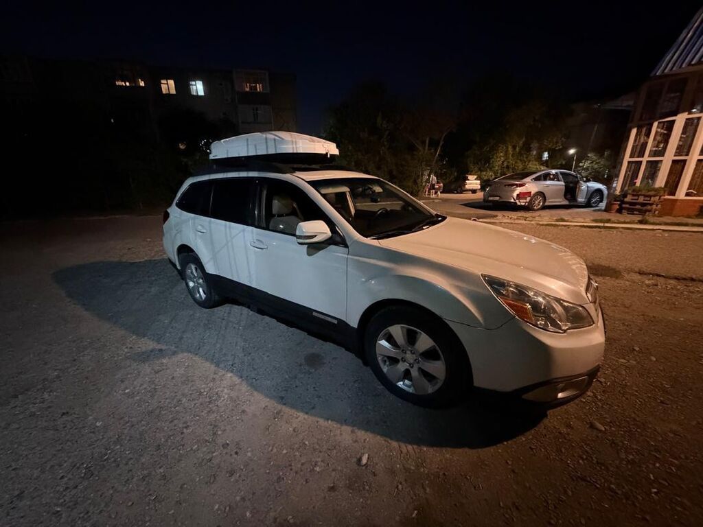 Subaru Outback: 2011 г., 2.5 л, Типтроник, Бензин, Универсал: фото 6