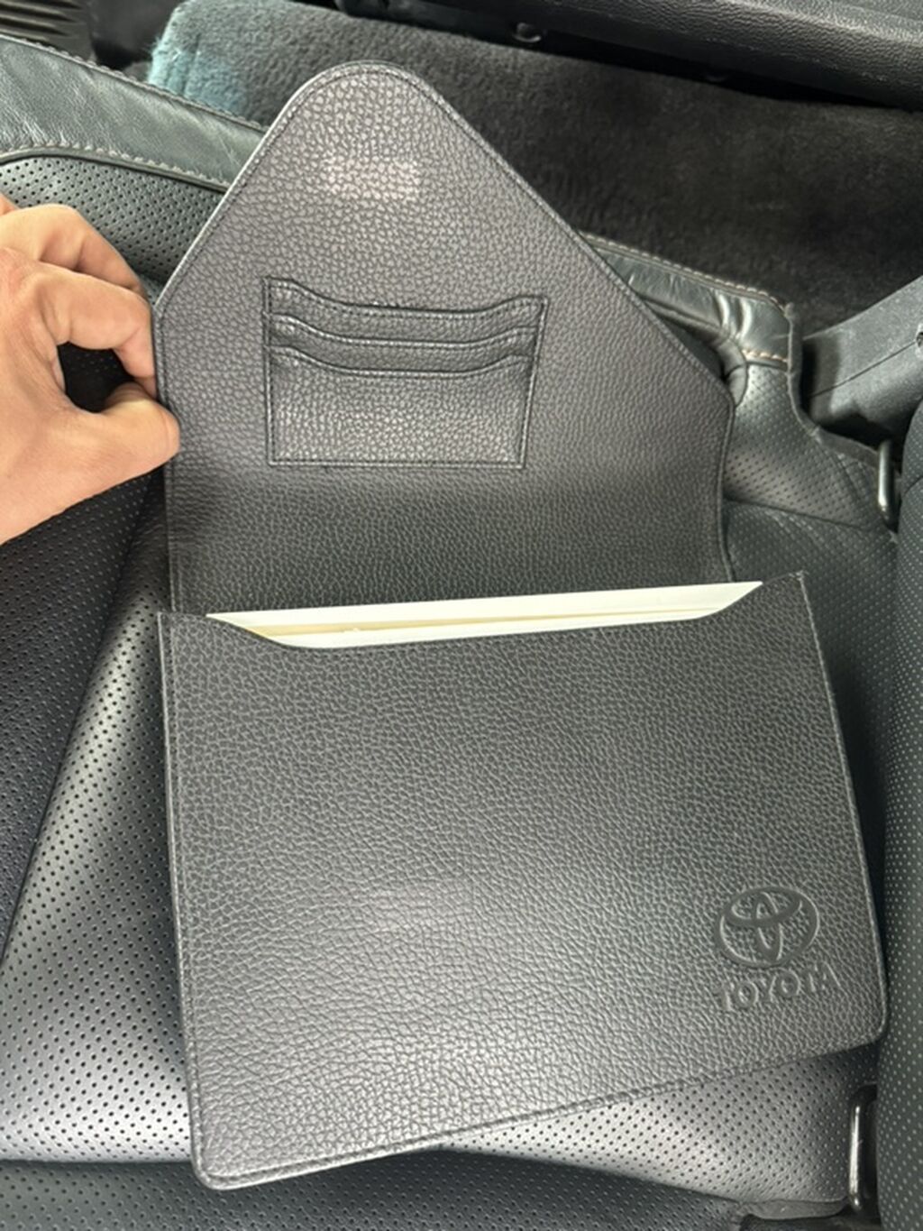 Фирменная папка-органайзер Toyota для документов автомобиля. -: фото 2