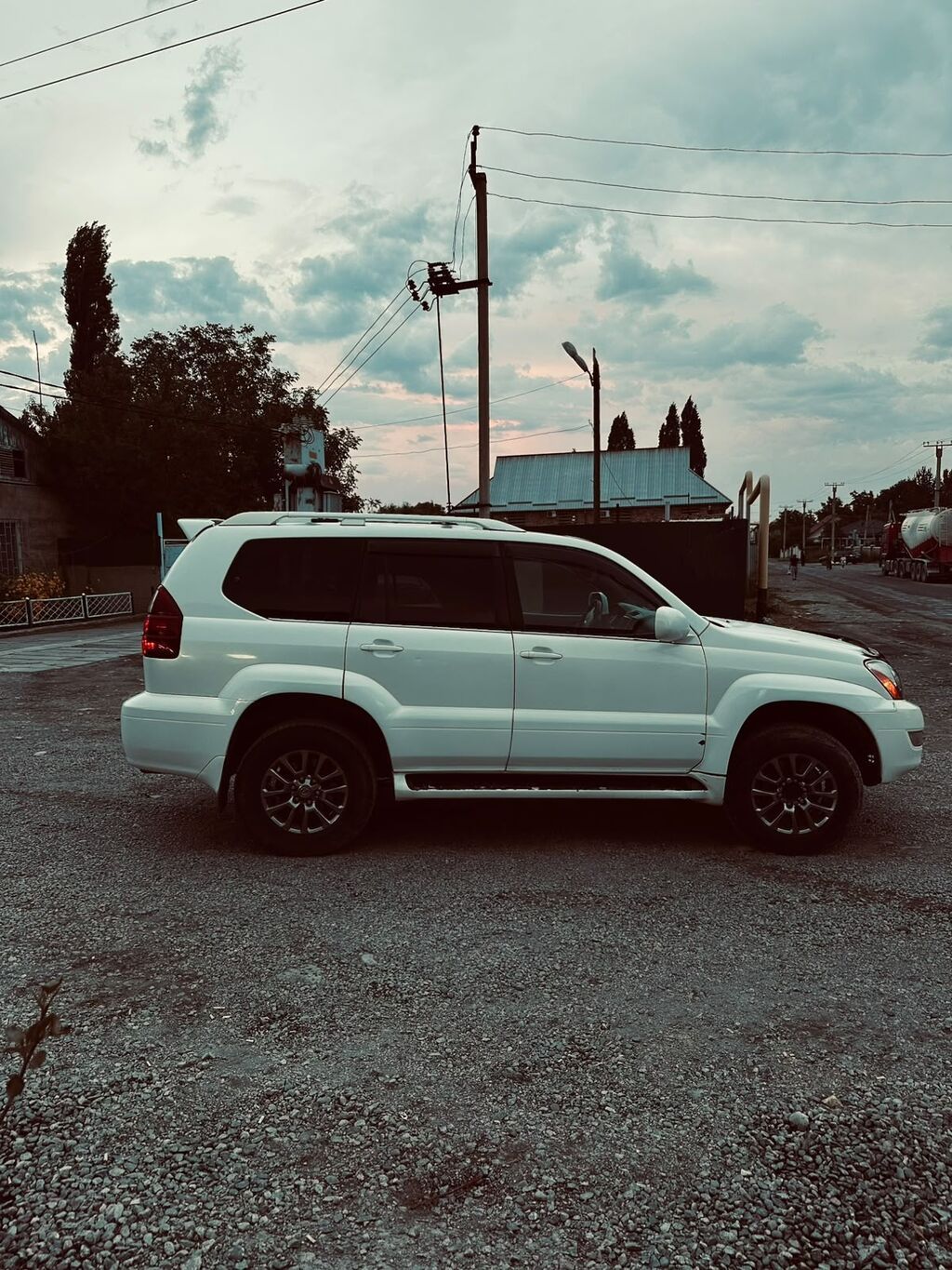 Lexus GX: 2003 г., 4.7 л, Автомат, Газ, Внедорожник: фото 3