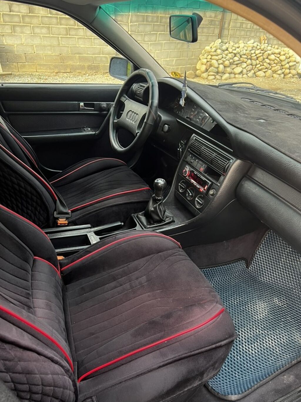 Audi 100: 1992 г., 2 л, Механика, Бензин, Седан: фото 7