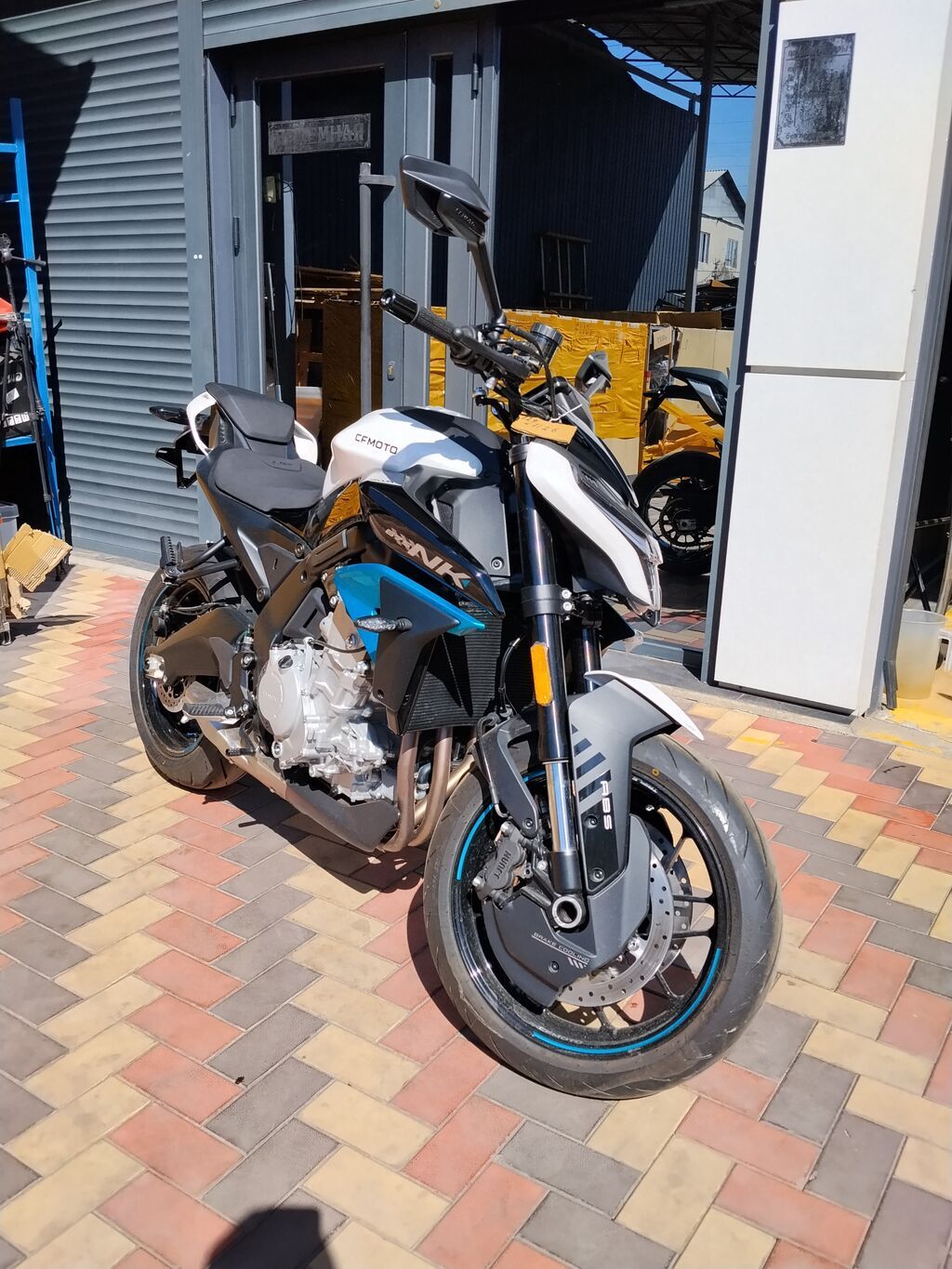 CFMOTO 675NK — современный городской нейкед. Основные характеристики: фото 2