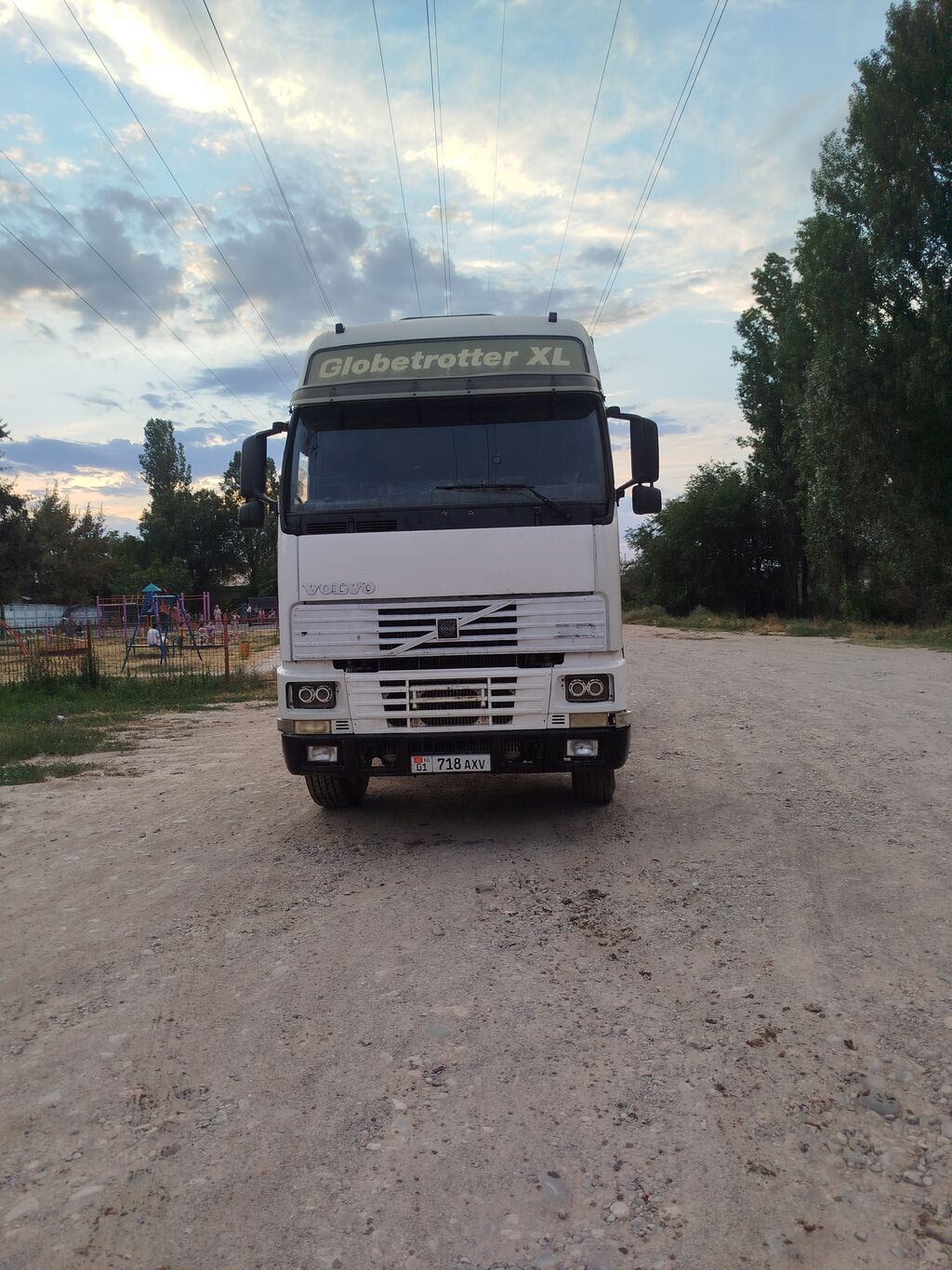 Тягач, Volvo, 1996 г.: фото 3