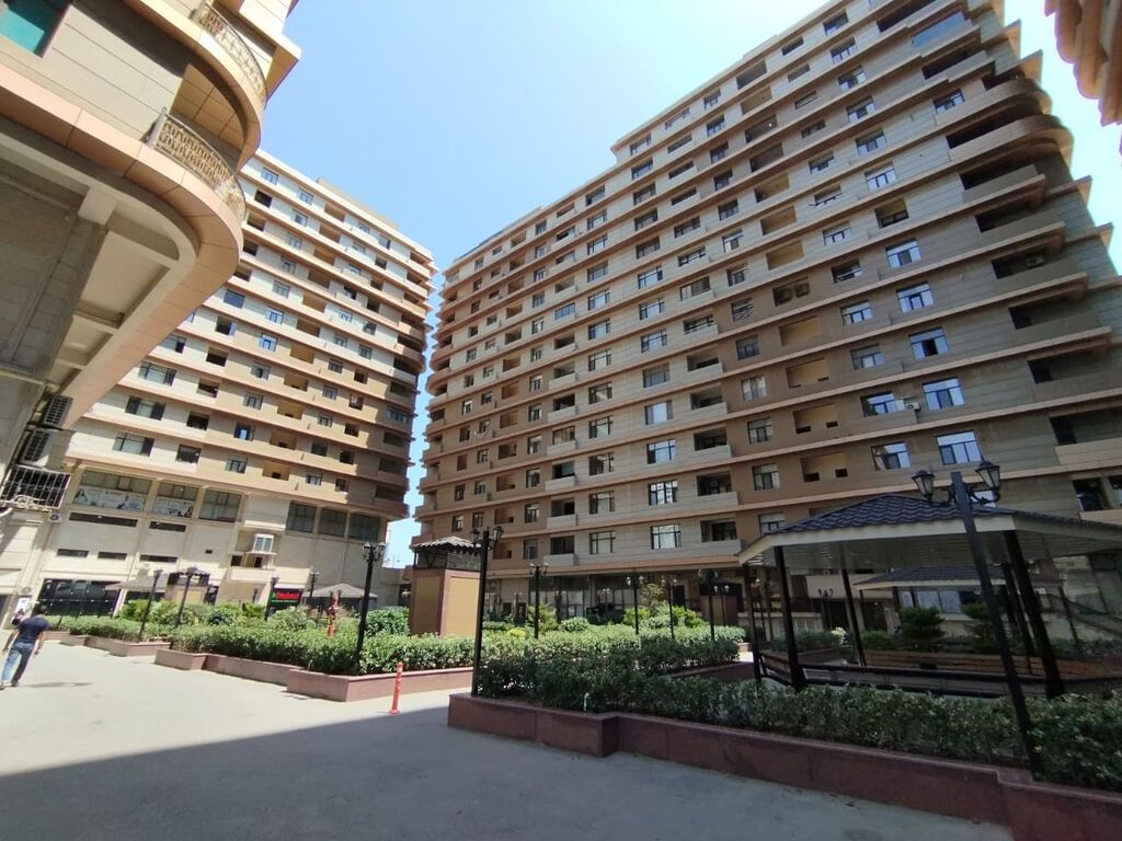 5 otaqlı, Yeni tikili, 296 kv. m