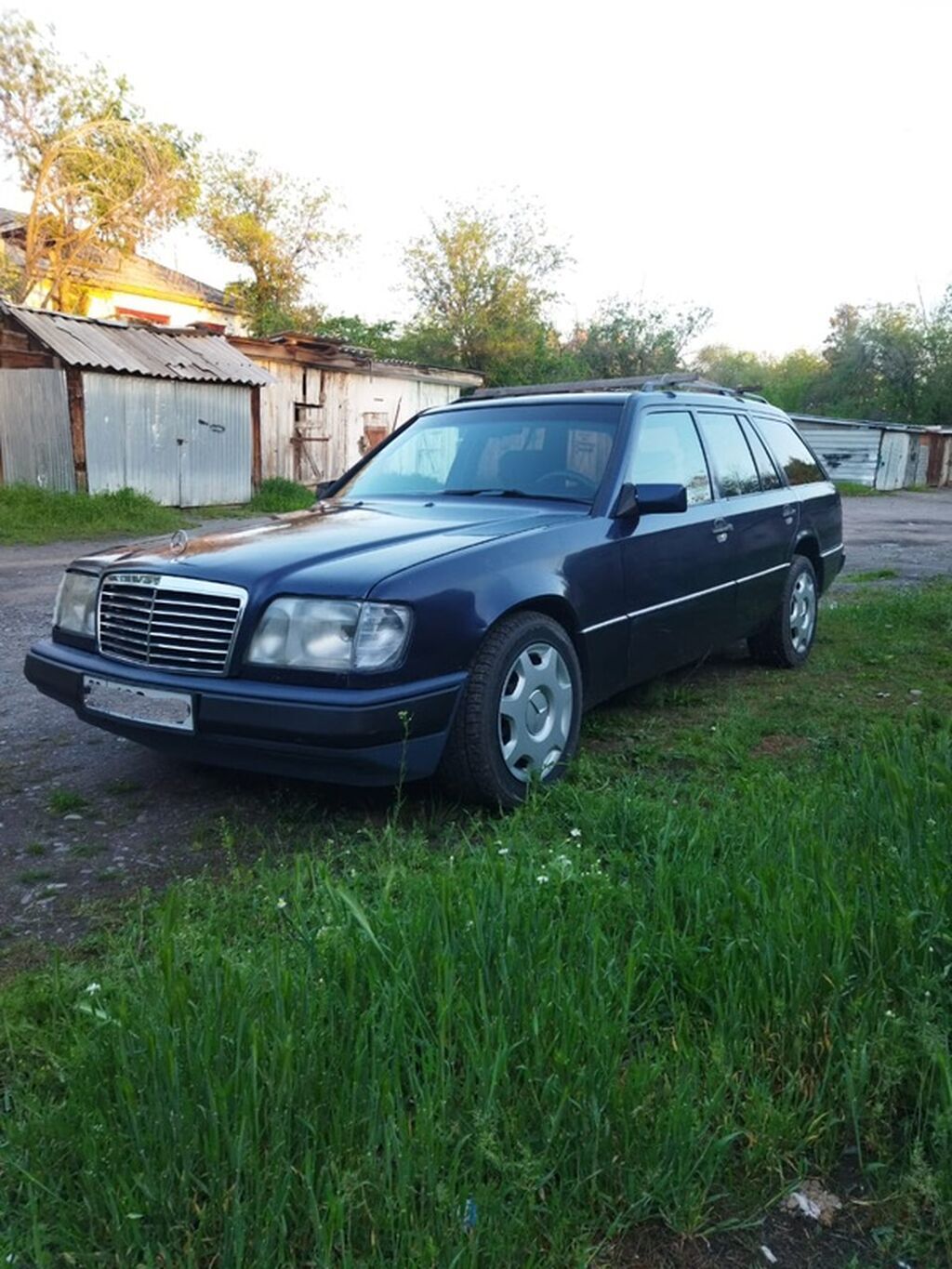 Mercedes-Benz W124: 1995 г., 2.8 л, Механика, Бензин, Универсал: фото 1
