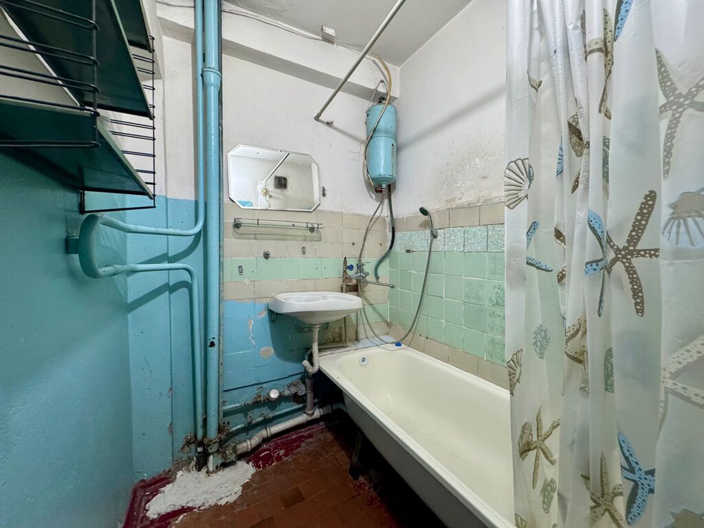 4 комнаты, 108 м², Аламединский рынок / базар Индивидуалка, 2 этаж, Требуется ремонт: фото 6