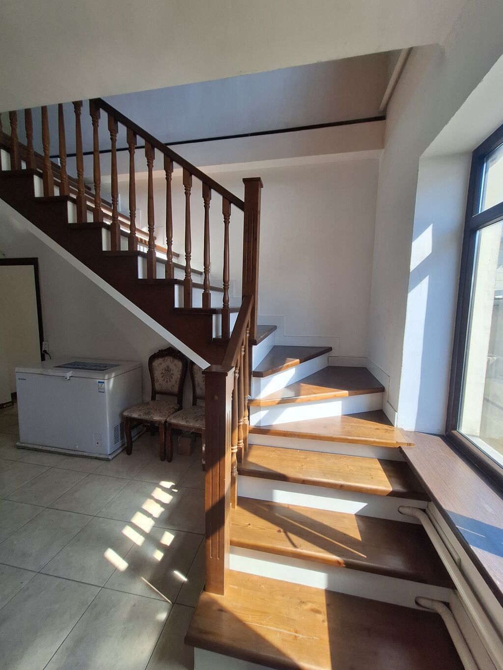 250 м², 6 комнат, Рабочий Городок: фото 1