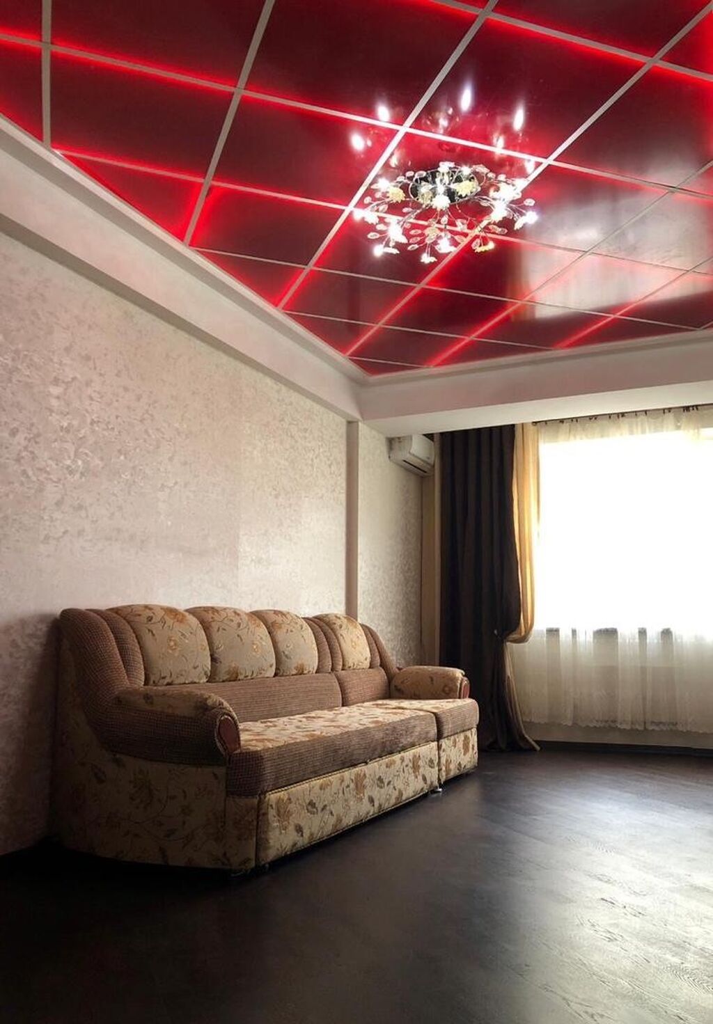 3 комнаты, 137 м², Ак-Кеме (старый аэропорт) Элитка, 4 этаж, Дизайнерский ремонт: фото 2