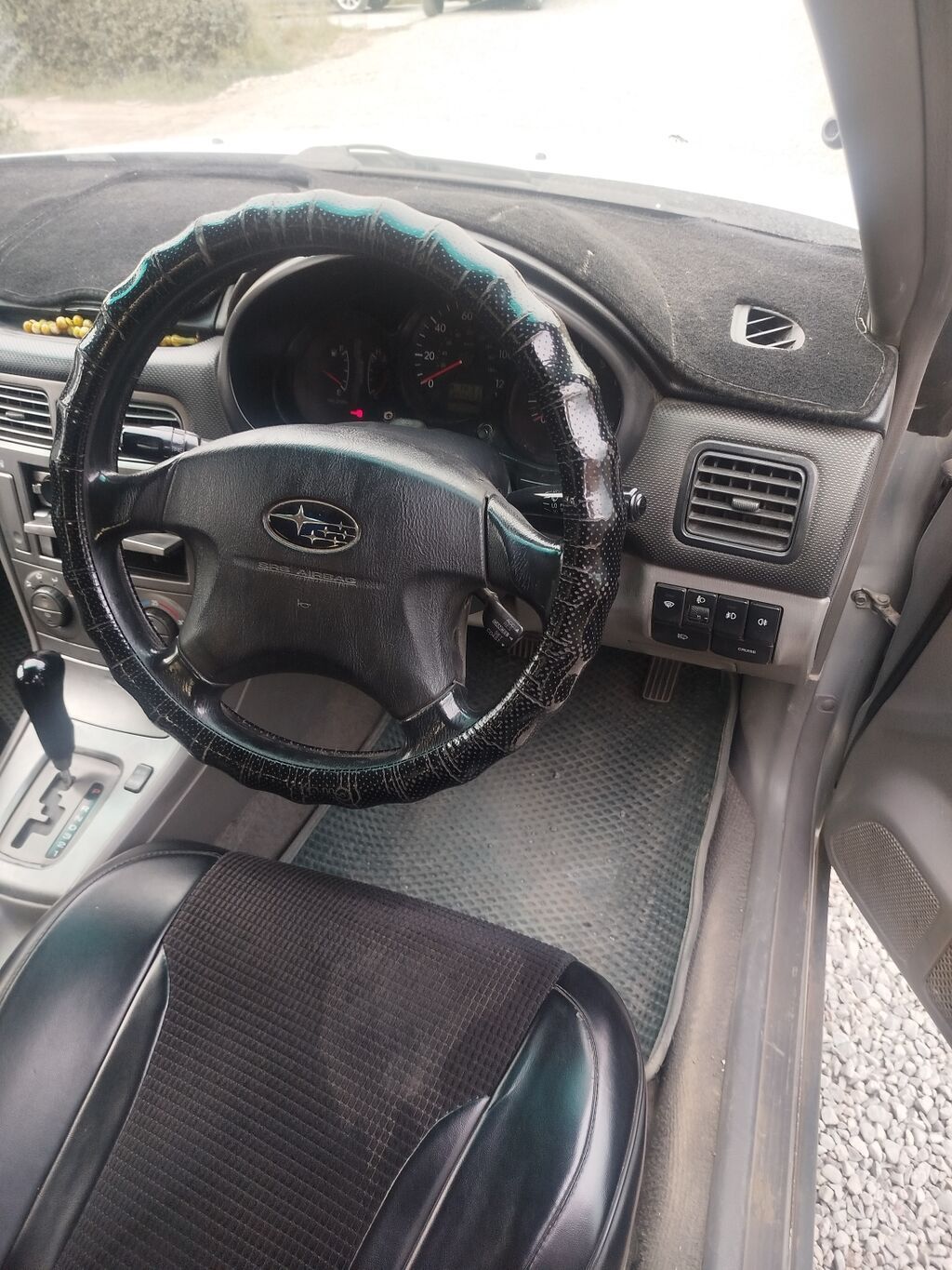 Subaru Forester: 2003 г., 2 л, Автомат, Бензин, Кроссовер: фото 4