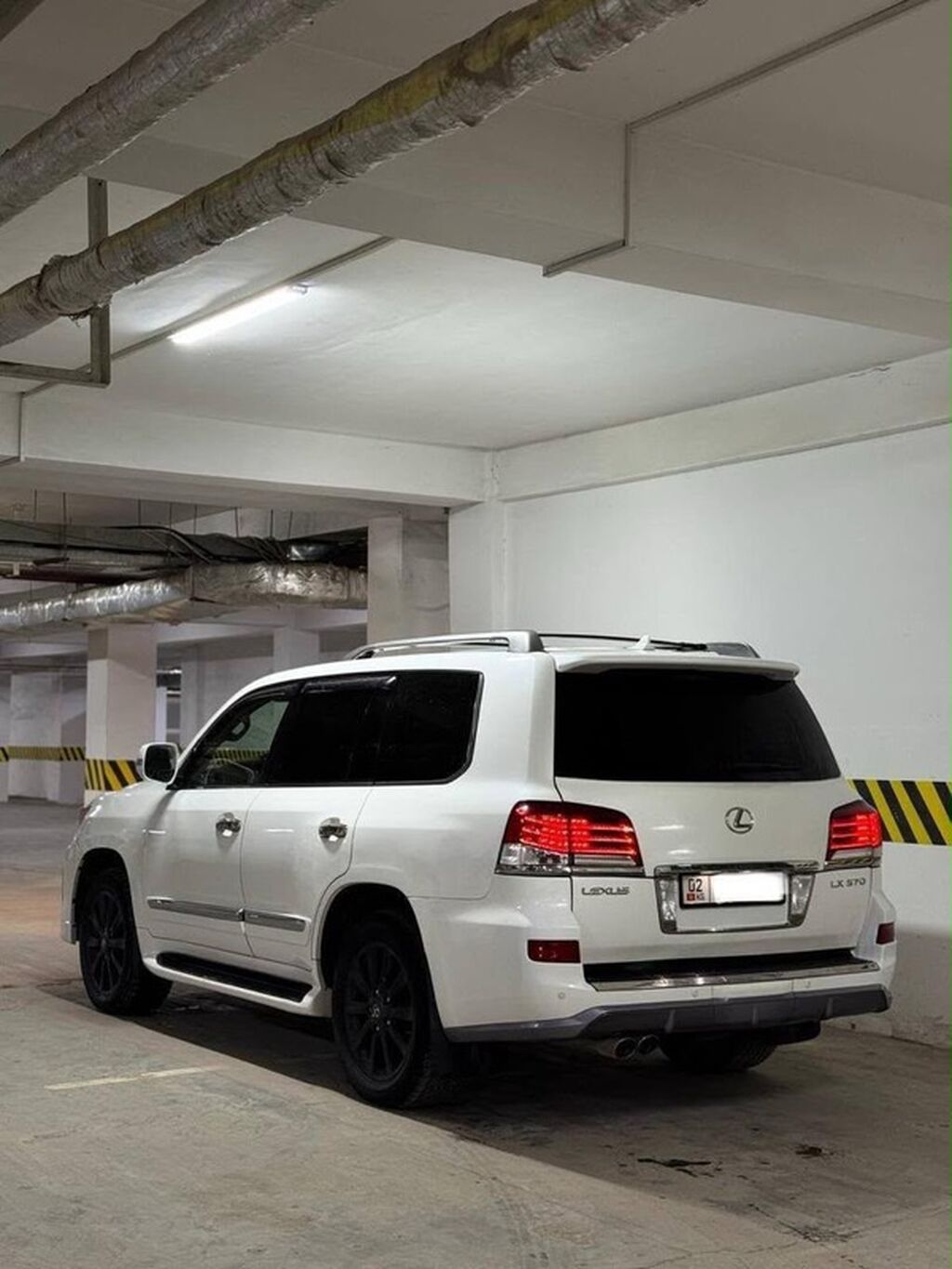 Lexus LX: 2013 г., 5.7 л, Автомат, Бензин, Внедорожник — фото 2
