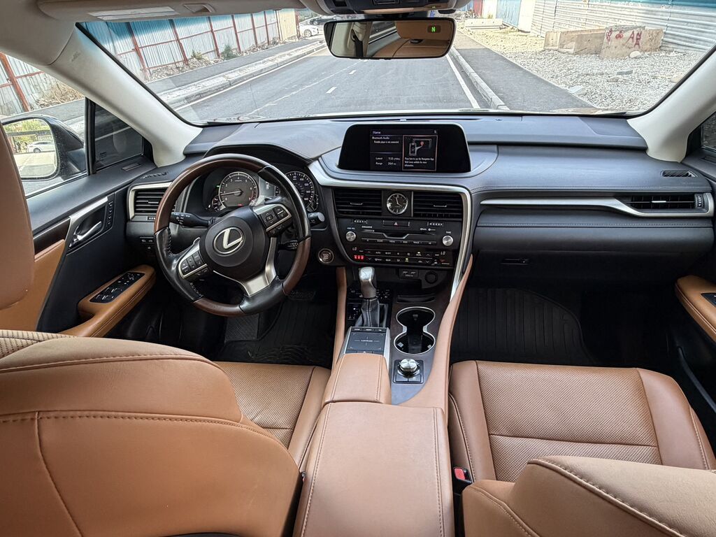 Lexus RX: 2021 г., 3.5 л, Автомат, Бензин, Внедорожник: фото 8