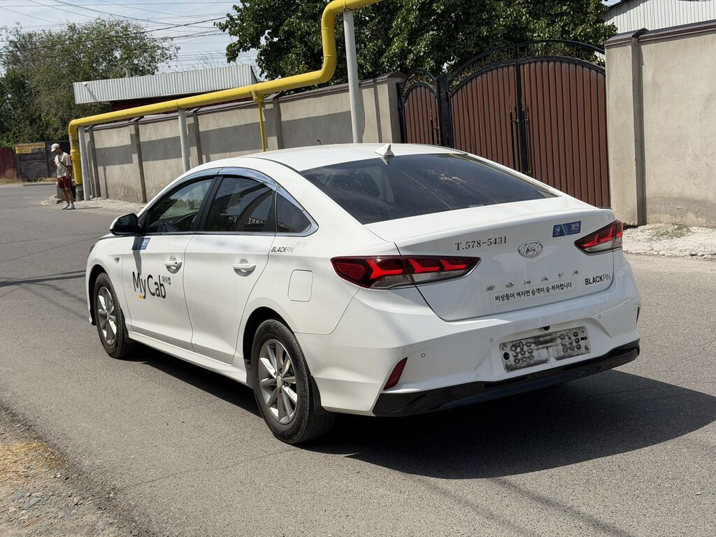 Hyundai Sonata: 2021 г., 2 л, Газ: фото 3