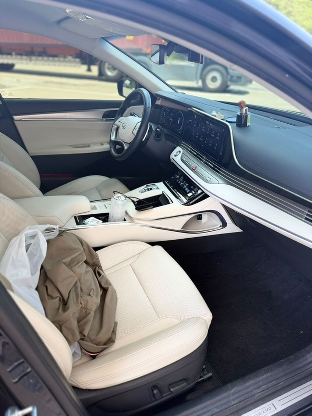 Hyundai Grandeur: 2021 г., 2.5 л, Автомат, Гибрид, Седан: фото 7