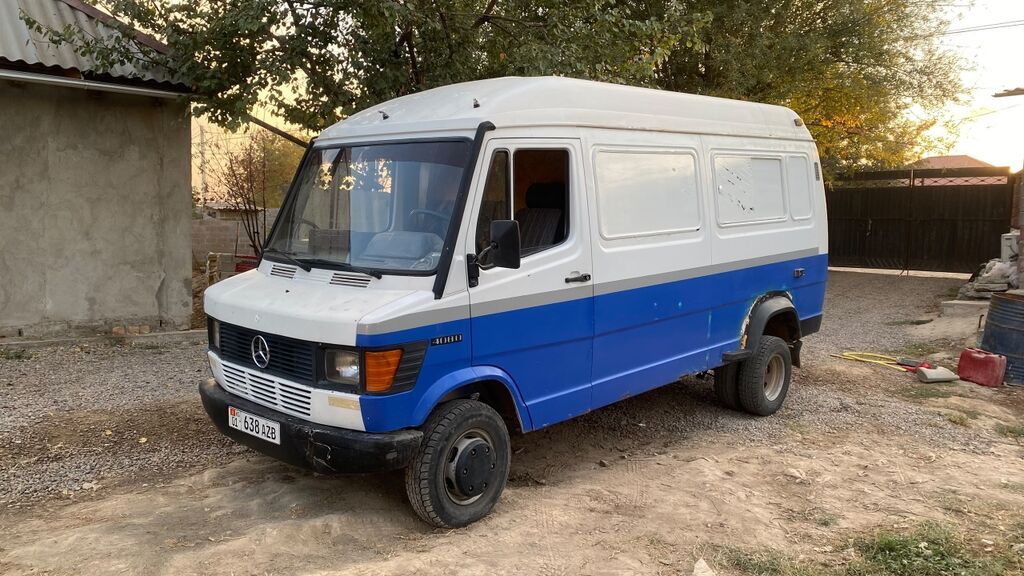 Mercedes-Benz T1