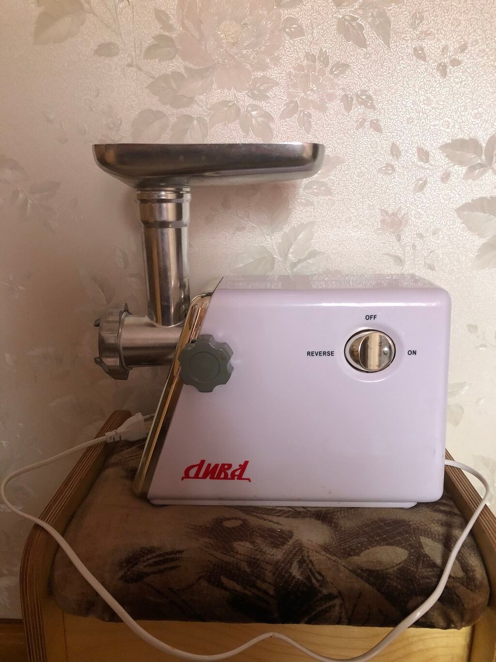 Электромясорубка С соковыжималкой ДИВА . Почти не | 3500 KGS ...