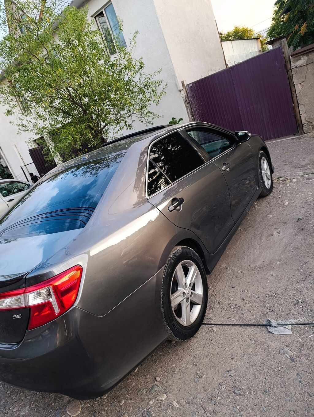 Toyota Camry: 2014 г., 2.5 л, Автомат, Бензин, Седан — фото 3