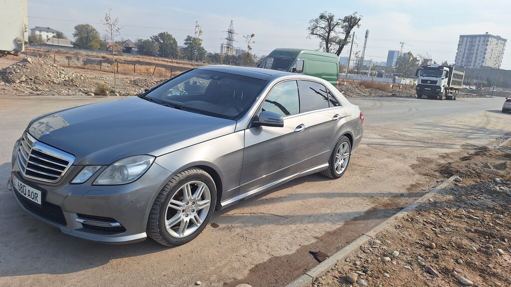 Mercedes-Benz E-Class: 2012 г., 3.5 л, Бензин, Седан: фото 4