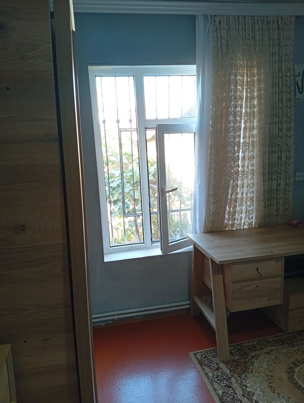 Ceyranbatan Köhnə qəsəbədə Kiçik həyətyanı sahəsi olan həyət evi hər