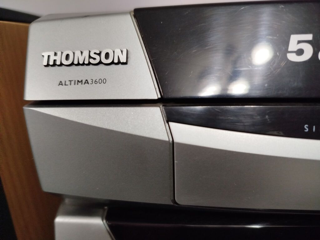 Продаю недорого THOMSON Twin Woofer музыкальный центр редкий модель: фото 5