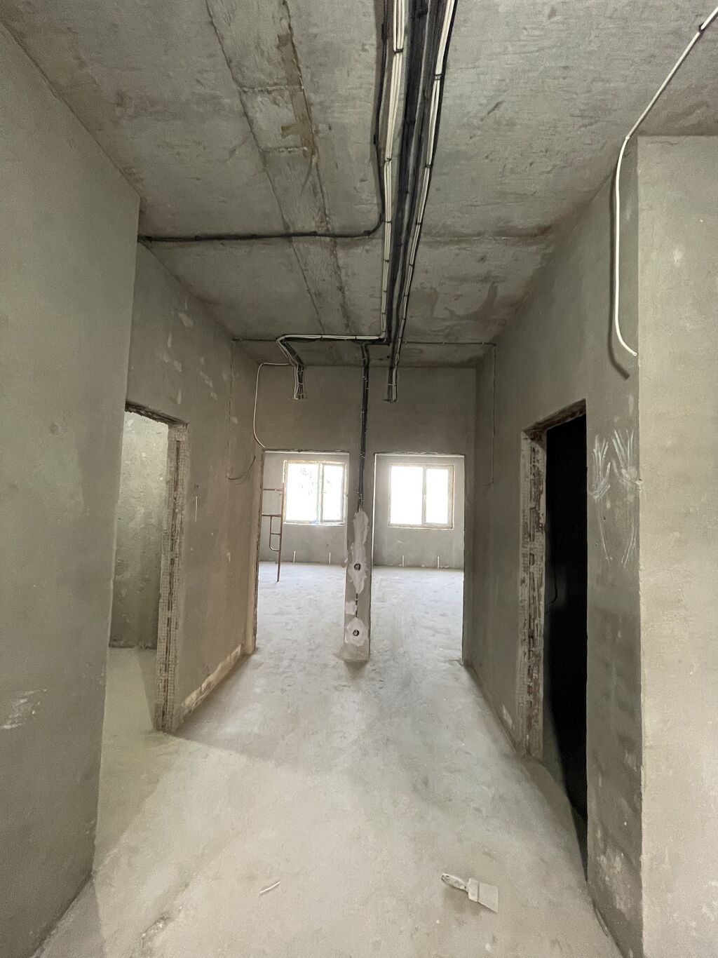 3 комнаты, 94 м², парк Фучика Элитка, 3 этаж, ПСО (под самоотделку): фото 6