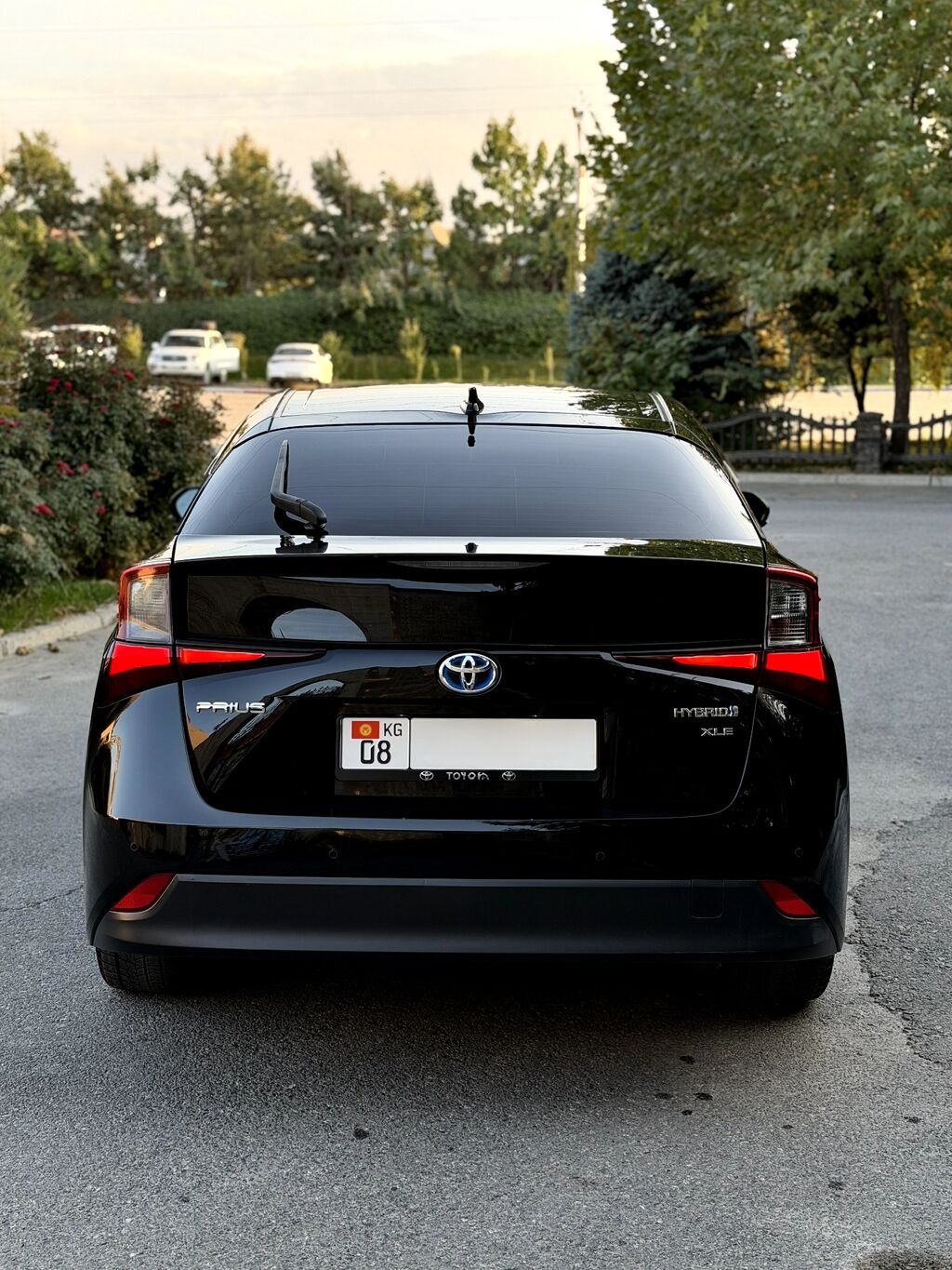 Toyota Prius: 2019 г., 1.8 л, Вариатор, Гибрид, Лифтбек: фото 4