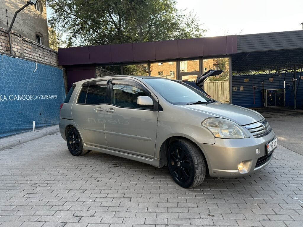 Toyota Raum: 2003 г., 1.5 л, Автомат, Бензин, Минивэн: фото 5