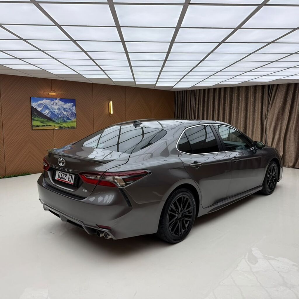 Toyota Camry: 2021 г., 2.5 л, Автомат, Бензин, Седан — фото 4