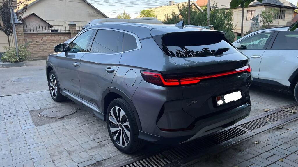 BYD Song Plus: 2024 г., Автомат, Гибрид, Кроссовер: фото 4