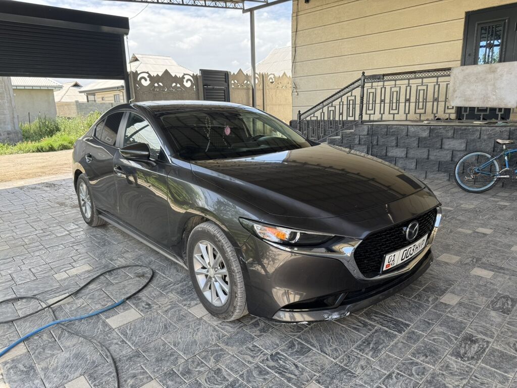Mazda 3: 2021 г., Бензин, Седан: фото 2