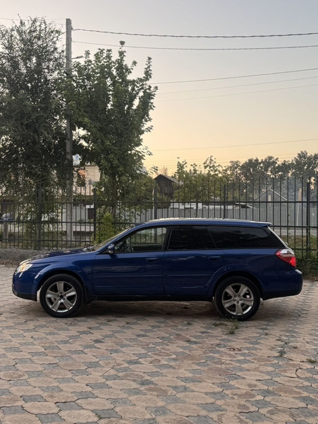 Subaru Legacy: 2003 г., 2 л, Автомат, Газ, Универсал: фото 3