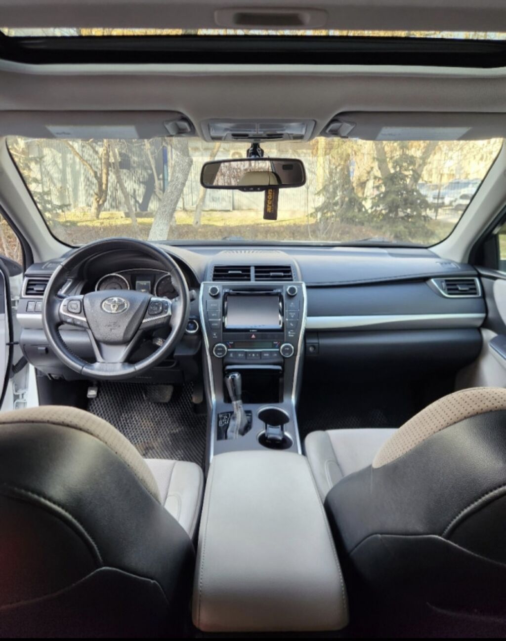 Toyota Camry: 2017 г., 2 л, Автомат, Бензин, Седан: фото 3