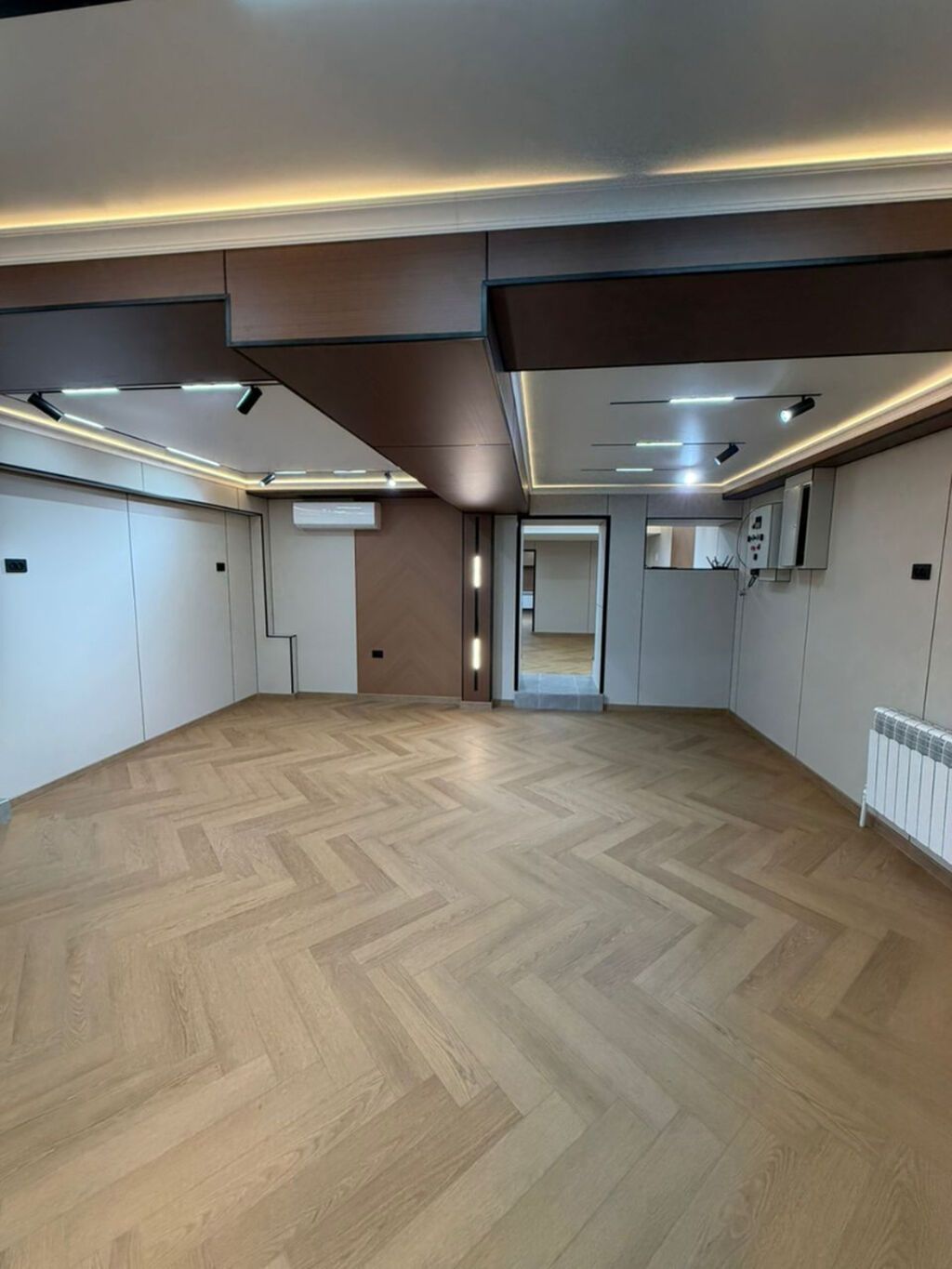 Аренда офисов, 150 м², В жилом комплексе, С отдельным входом — фото 5