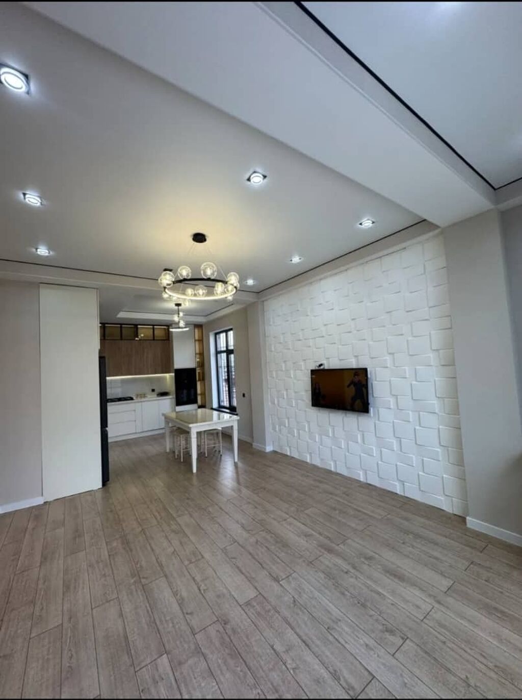 5 комнат, 290 м², 4 соток, Бишкек, Риэлтор: фото 4