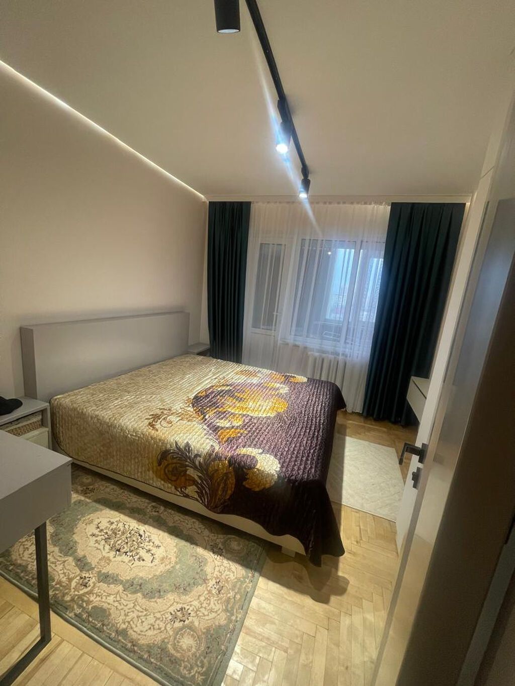 4 комнаты, 92 м², Золотой квадрат Индивидуалка, 8 этаж, Свежий ремонт: фото 2