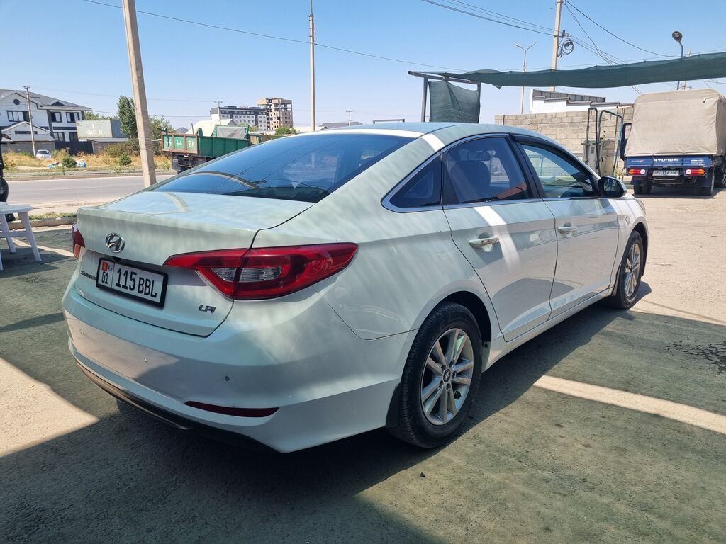 Hyundai Sonata: 2018 г., 0.2 л, Автомат, Газ, Седан: фото 3