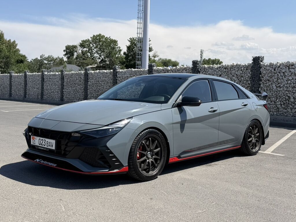 Hyundai Avante: 2022 г., 2 л, Механика, Бензин, Седан: фото 1